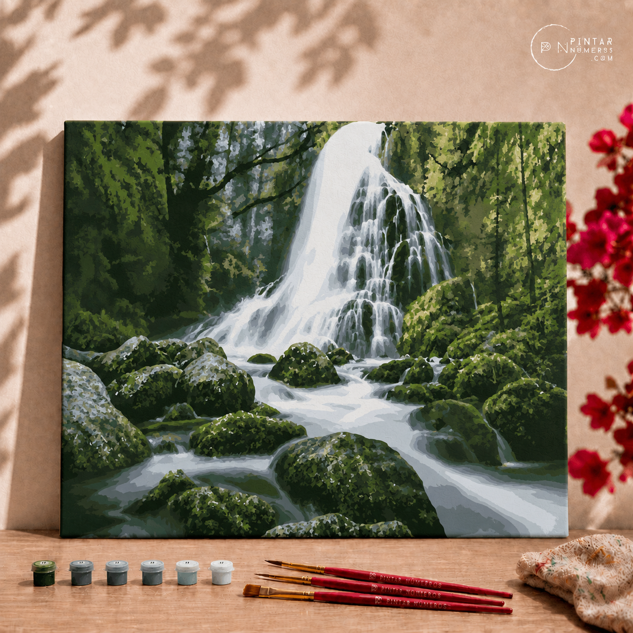 Cachoeira no Coração da Floresta  -  Pintar Números®