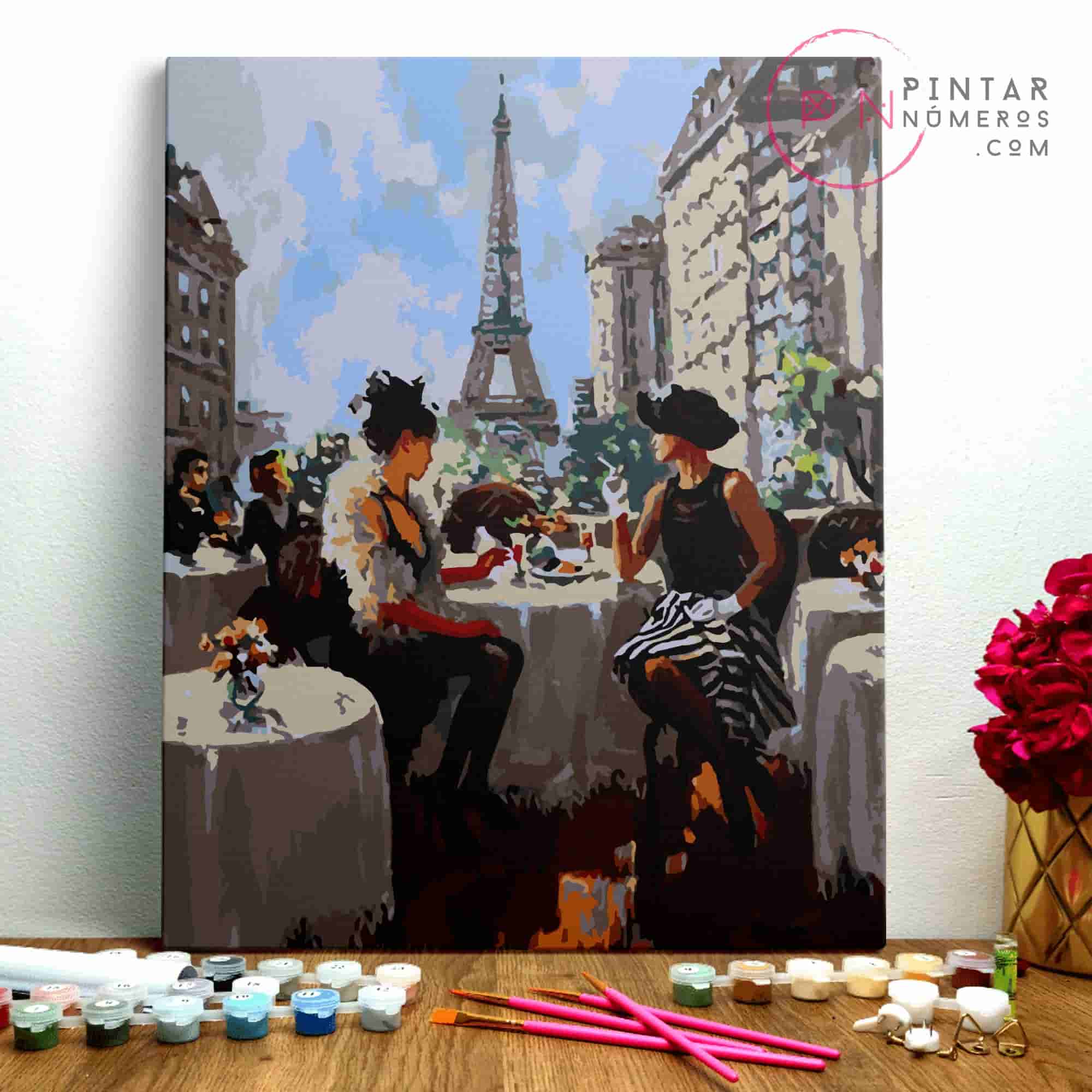 Cup with a view of the Eiffel Tower, Paris - Pintar Números ®